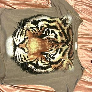 Tiger top